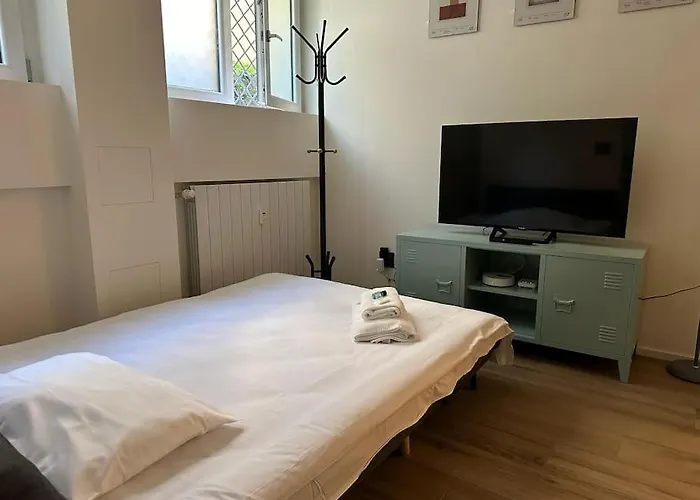Apartment Carlo - 15 Min From Duomo Milan