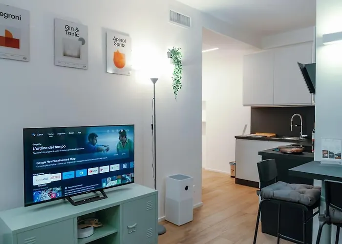 Apartment Carlo - 15 Min From Duomo *