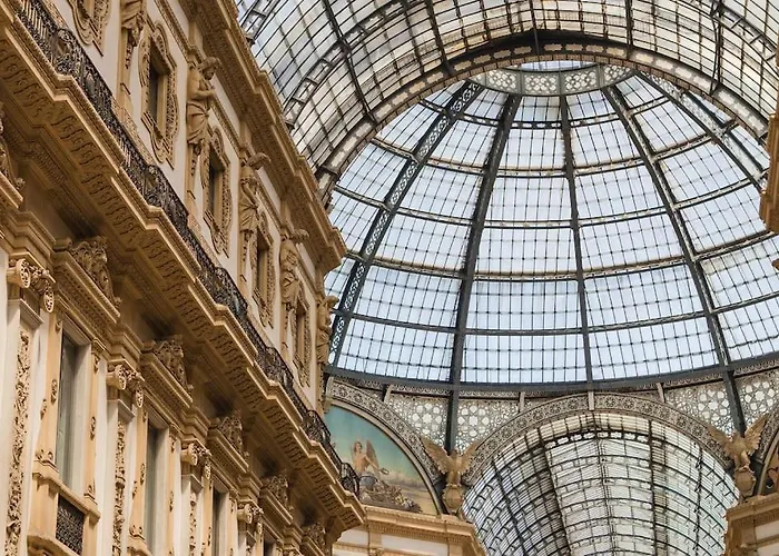 Carlo - 15 Min From Duomo