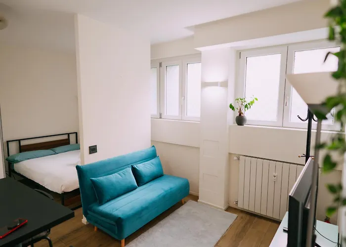 Apartment Carlo - 15 Min From Duomo